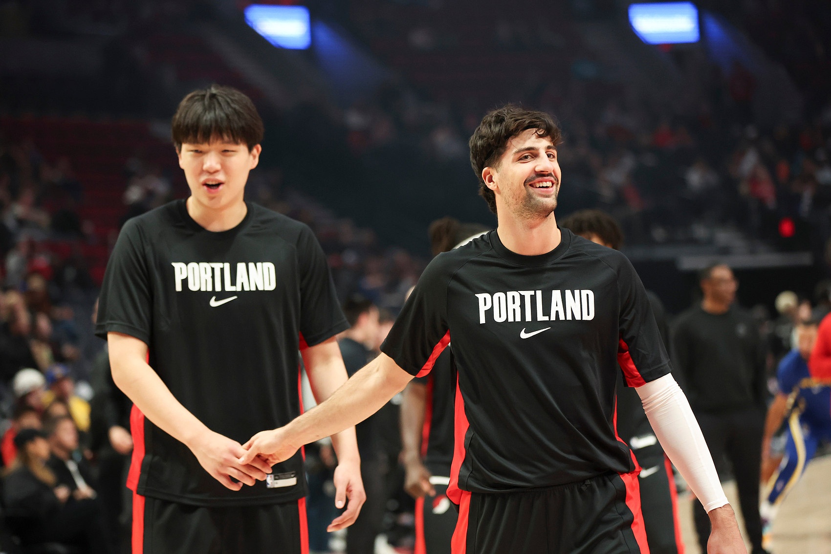 开云体育-阿夫迪亚：迫不及待地想和杨瀚森参加全明星周末 很高兴他能陪我